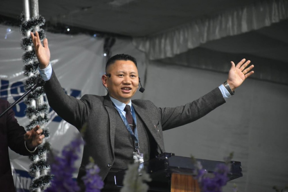 H Rokopra Mekro, Pastor, KBC